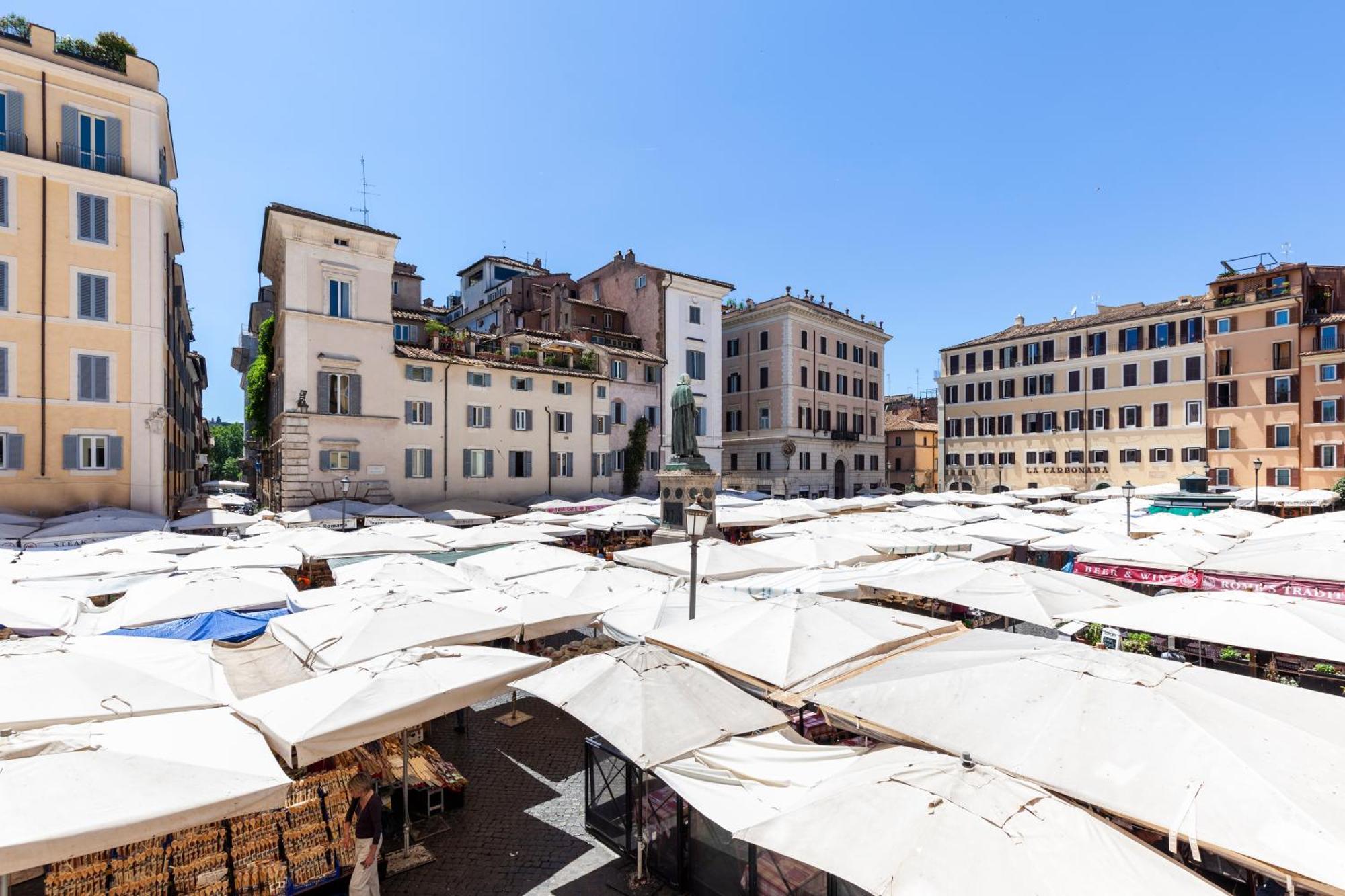 Апартаменты Campo Dei Fiori Elite Luxury For 10 Guests Рим Экстерьер фото